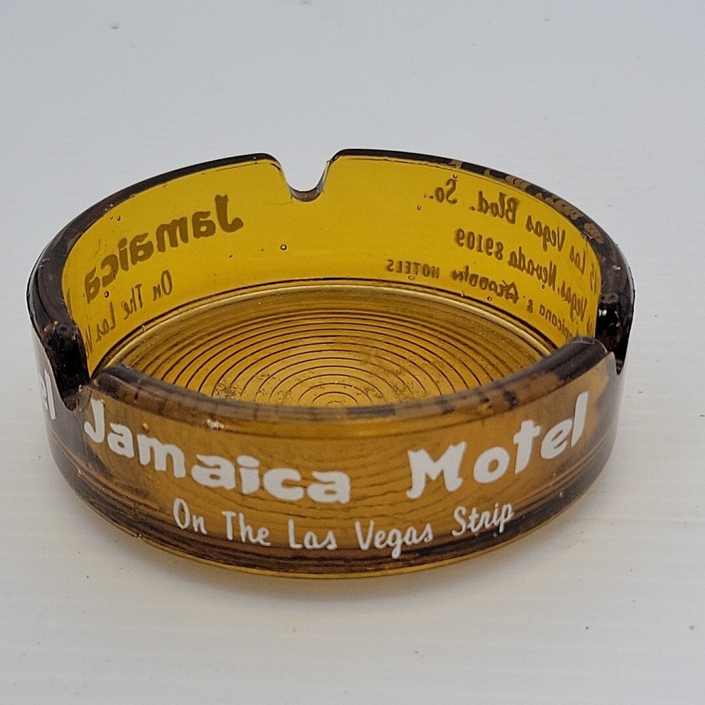 Vintage Jamaica Motel Ashtray ON THE LAS VEGAS STRIP Glass 3.5" Round Nevada EUC